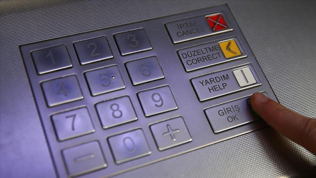 ATM den para yatırıp çekerken az bilinen kritik detay! Bir tuş her şeyi değiştiriyor 4