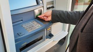 ATM'den para yatırıp çekerken az bilinen kritik detay! Bir tuş her şeyi değiştiriyor