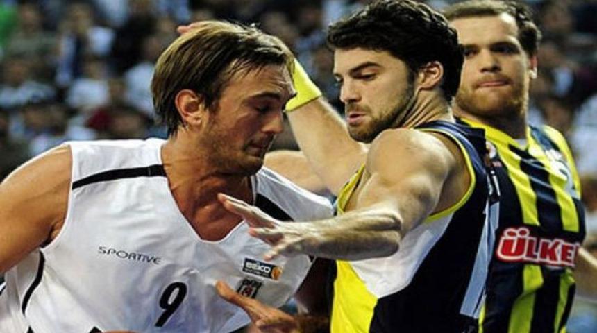 Kartal Fener'i avladı!