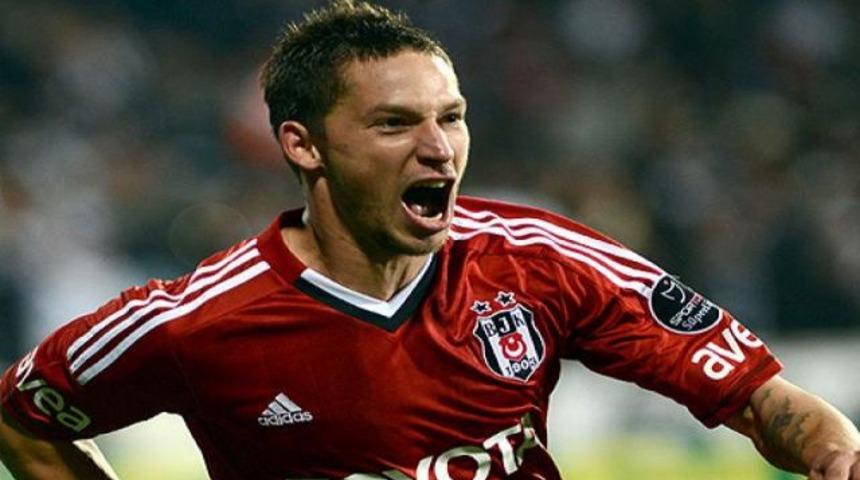 Beşiktaşlı yıldız T&uuml;rk olmak istiyor!