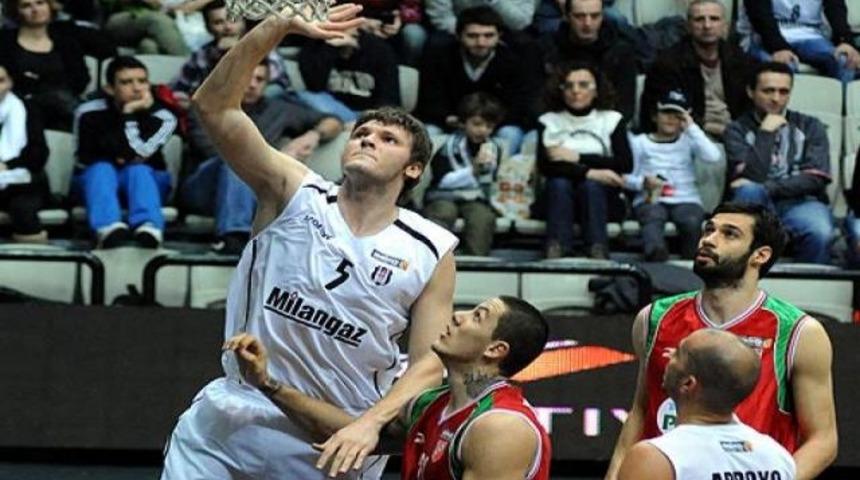 Beşiktaş Milangaz 'Karşıyaka'yı ge&ccedil;ti!