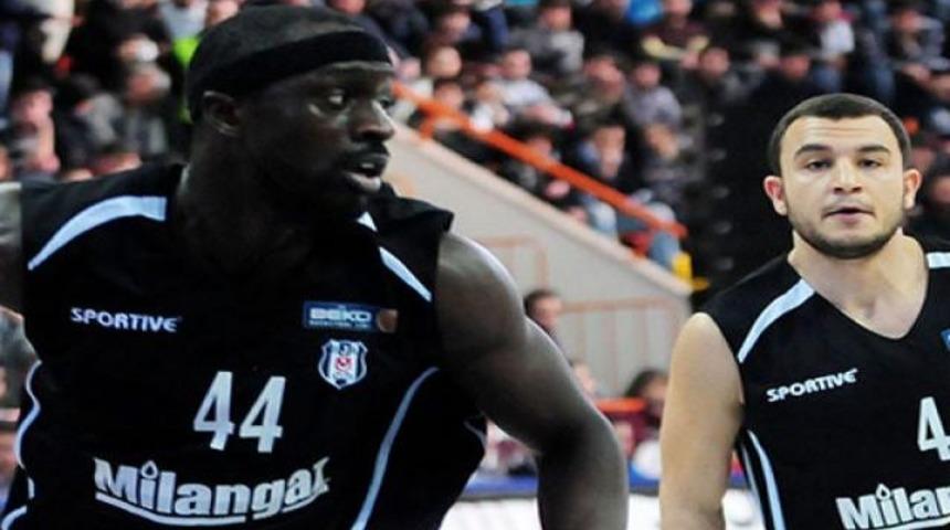 Kartal potada u&ccedil;uyor!