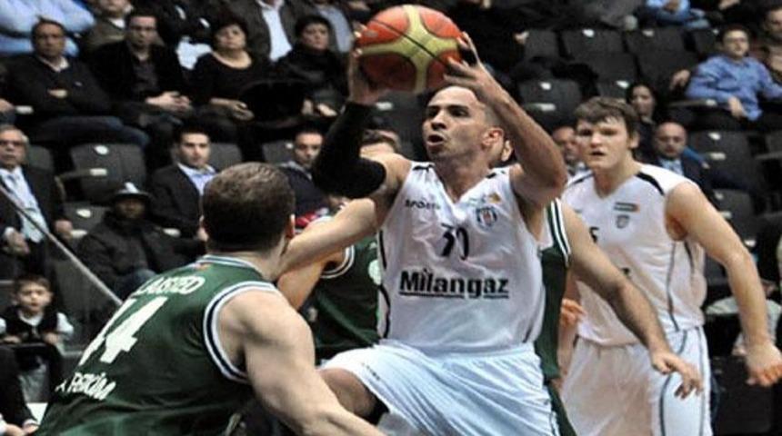 Kartal, Ağa'ya fark attı!