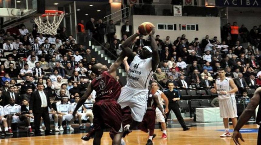 Kara Kartal Final-Four'a u&ccedil;tu!