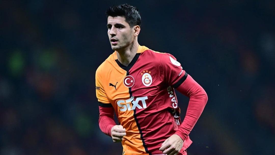 Galatasaray Başkanı Dursun Özbek ve Başkan Vekili Abdullah Kavukcu dan sponsorluk anlaşması sonrası transfer açıklaması... 8