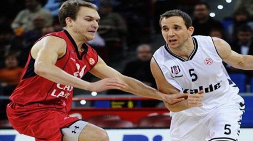 Beşiktaş, İspanya'da kayıp