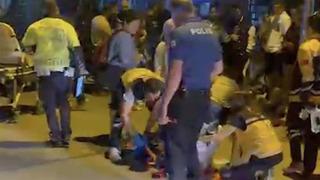 Motosiklet yayalara çarptı: 1’i çocuk, 3 yaralı