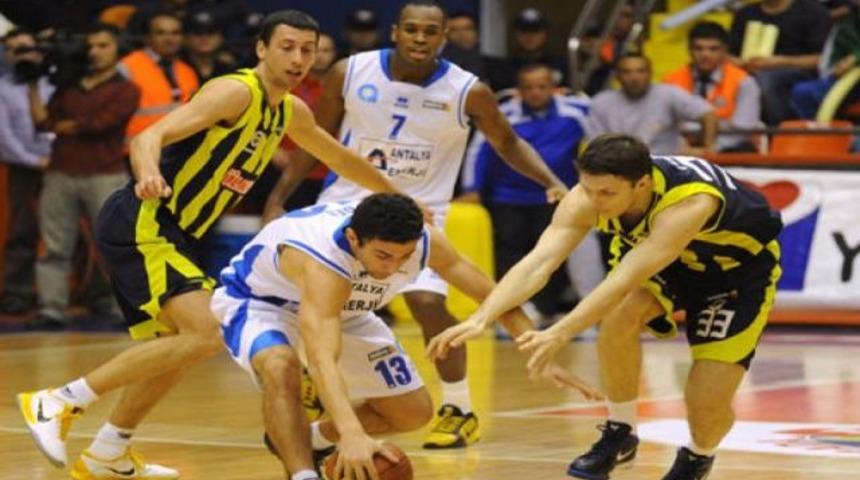 F.Bah&ccedil;e &Uuml;lker yarı finale &ccedil;ok yakın!