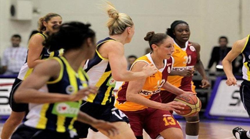 F.Bah&ccedil;e G.Saray'ı devirdi!