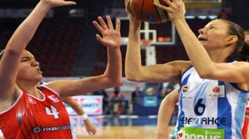 F.Bah&ccedil;e bir yenildi, pir yenildi!