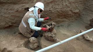 Boru döşeyen işçiler buldu! Oturur pozisyonda keşfedildi! 