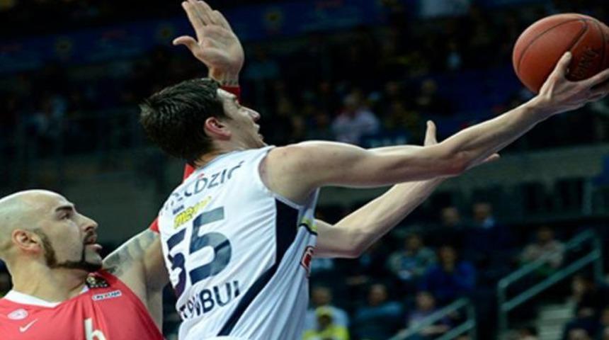 Fenerbah&ccedil;e son şampiyona yenildi!