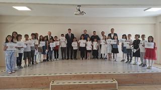 Hisarcık’ta öğrencilerin karne heyecanı