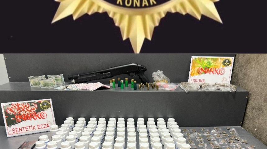 Konak’ta uyuşturucu tacirlerine geçit yok: 13 tutuklama