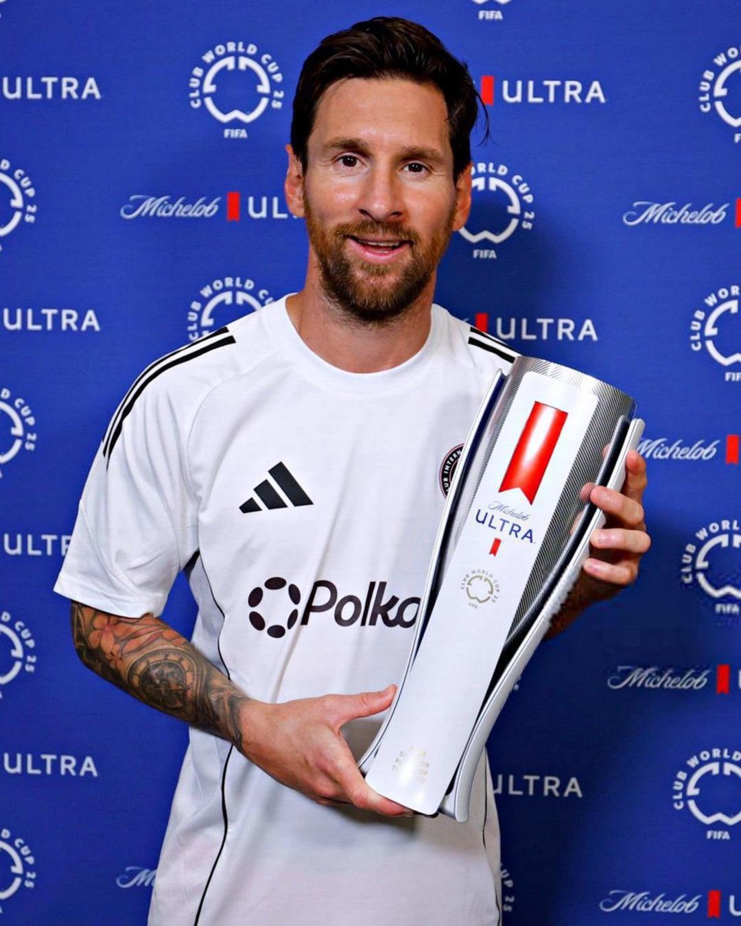 Messi nin FIFA yı bile takmadı! Kuralı gözüne kırpmadan çiğnedi ve yine de ceza almadı 2