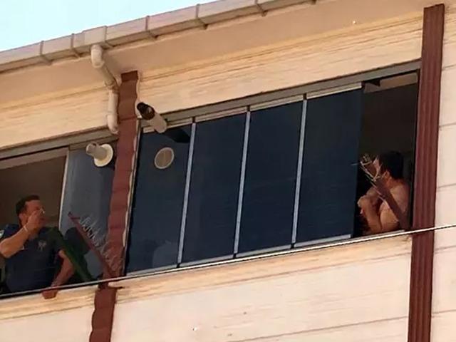 4 aylık bebeğini 3'üncü kattan atmaya kalkmıştı! Baba ile ilgili yeni gelişme