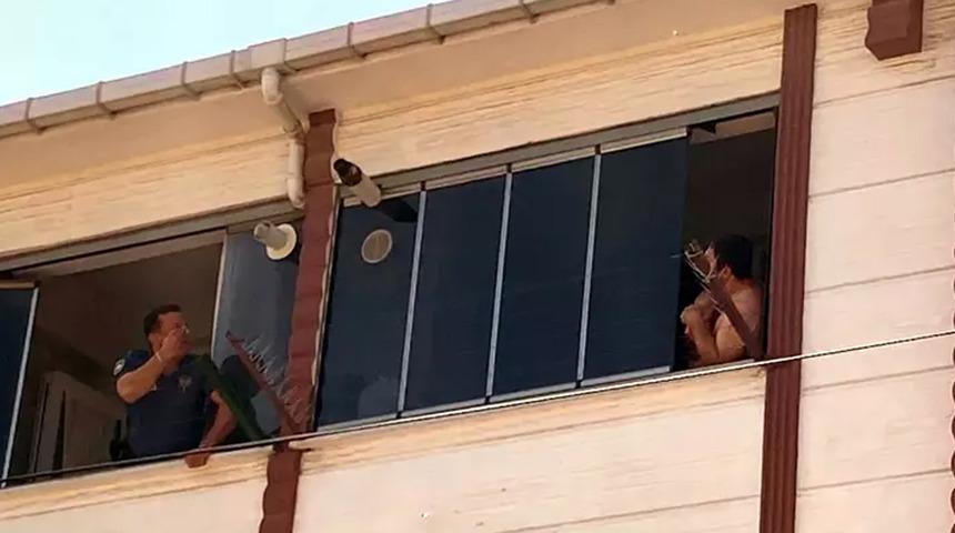 4 aylık bebeğini 3'üncü kattan atmaya kalkmıştı! Baba ile ilgili yeni gelişme