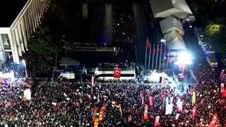 Saraçhane'deki eylemler hakkındaki davada ara karar çıktı! Yurt dışı yasakları kaldırıldı