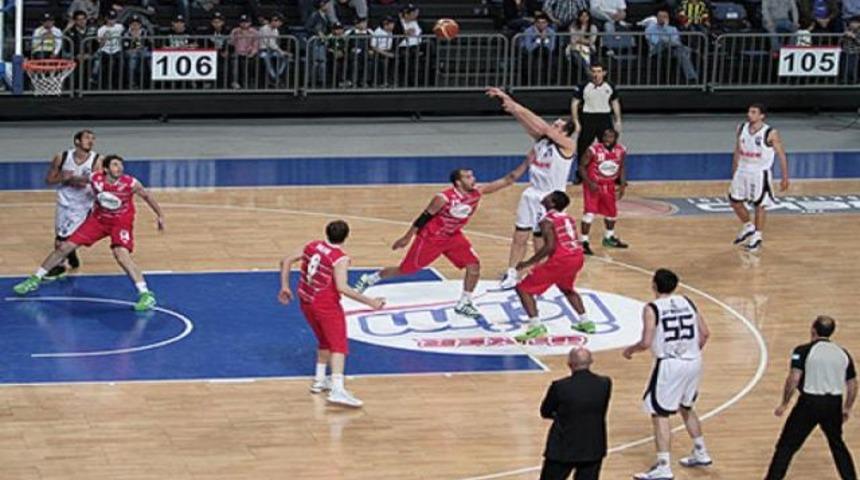 F.Bah&ccedil;e &Uuml;lker'den kritik galibiyet!