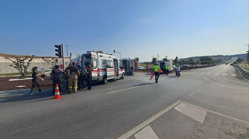 Balıkesir'de otomobil ile kamyon çarpıştı: 1 kişi hayatını kaybetti, 1 kişi yaralandı