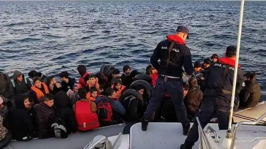 Çanakkale'de 12'si çocuk 30 düzensiz göçmen yakalandı