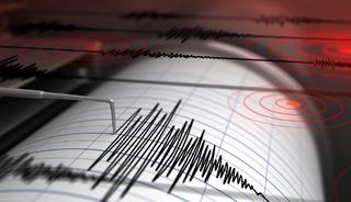 İran'da 5.5 büyüklüğünde deprem!