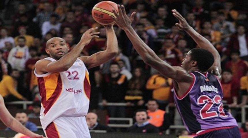 Aslan ligde de k&uuml;kr&uuml;yor!