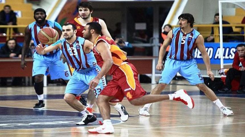 Aslan, Fırtına dinlemedi!