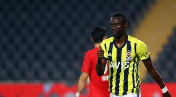 Fenerbahçe'nin eski golcüsü Mame Thiam sarı lacivertlilerin Amara Diouf transferini açıkladı! ''Kalitesine kefilim''