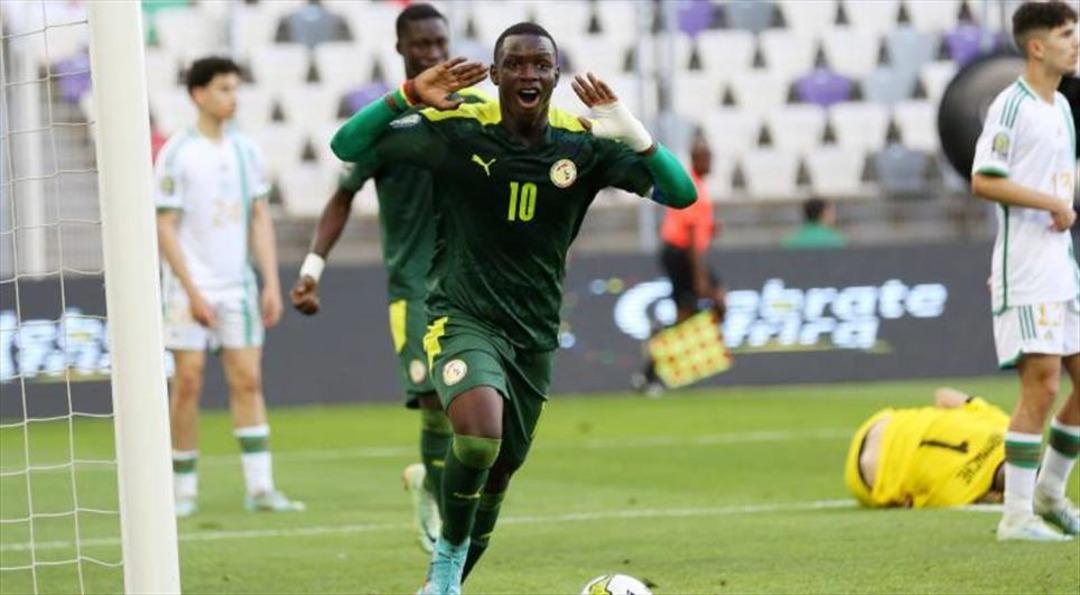 Fenerbahçe nin eski golcüsü Mame Thiam sarı lacivertlilerin Amara Diouf transferini açıkladı!   Kalitesine kefilim   1