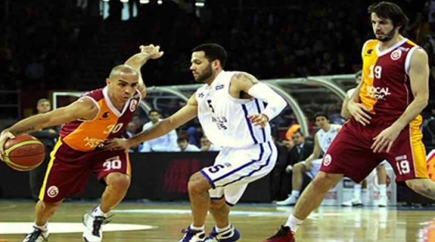 Galatasaray Efes'e acımadı
