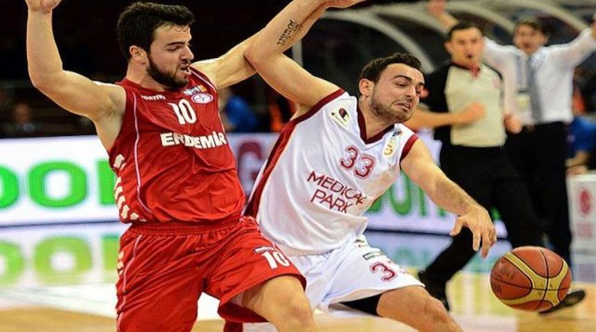 Galatasaray seriyi 7 ma&ccedil;a &ccedil;ıkarttı!