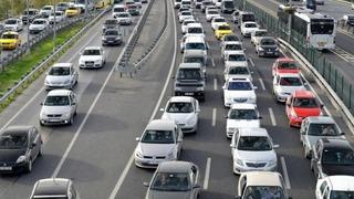 Şerit ihlali hataya neden oldu: 4 yaralı