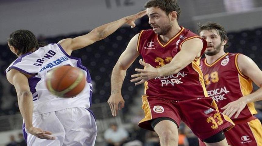 Cimbom sezonu zirvede tamamladı