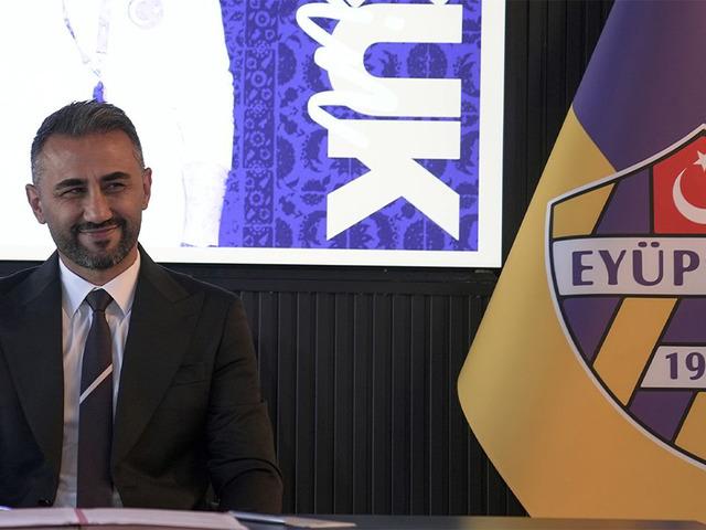 Eyüpspor Fenerbahçe’nin stoperi için harekete geçti!  Emir Ortakaya teknik direktör Selçuk Şahin'in radarında...