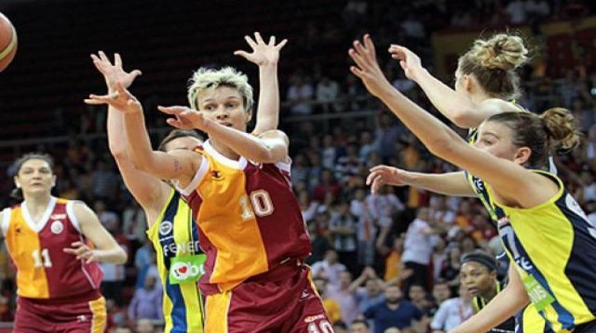 Şampiyonluk son ma&ccedil;a kaldı!