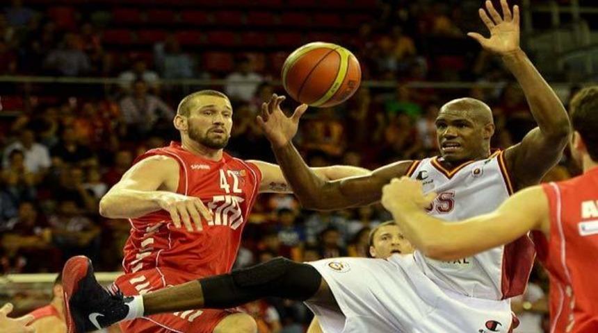 Galatasaray'dan farklı başlangı&ccedil;!