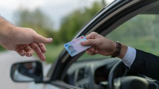 Ehliyet sahipleri dikkat: Son gün yaklaşıyor! Yapmayanın cebi yanacak