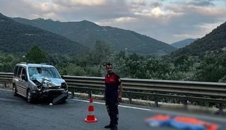 Bilecik'te feci kaza! Motosikletle hafif ticari araç çarpıştı, 1 kişi hayatını kaybetti