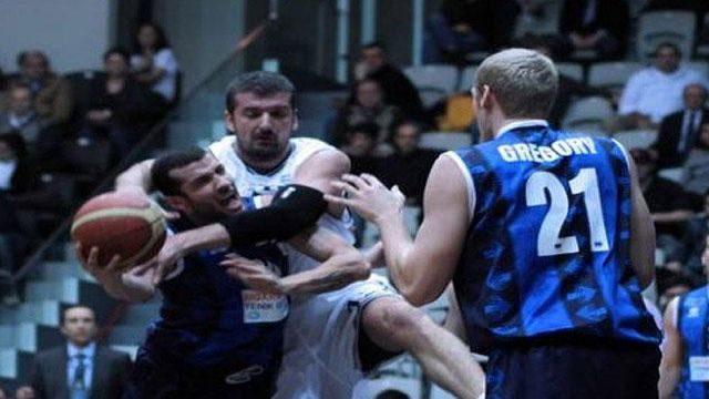 Kartal hatları kesti!