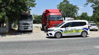 Kırklareli'nde şehir içinde park halinde bırakılan 7 tırın sürücüsüne ceza uygulandı