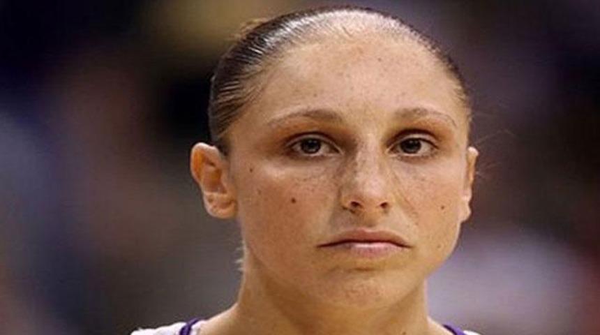 Taurasi ateş p&uuml;sk&uuml;rd&uuml;!