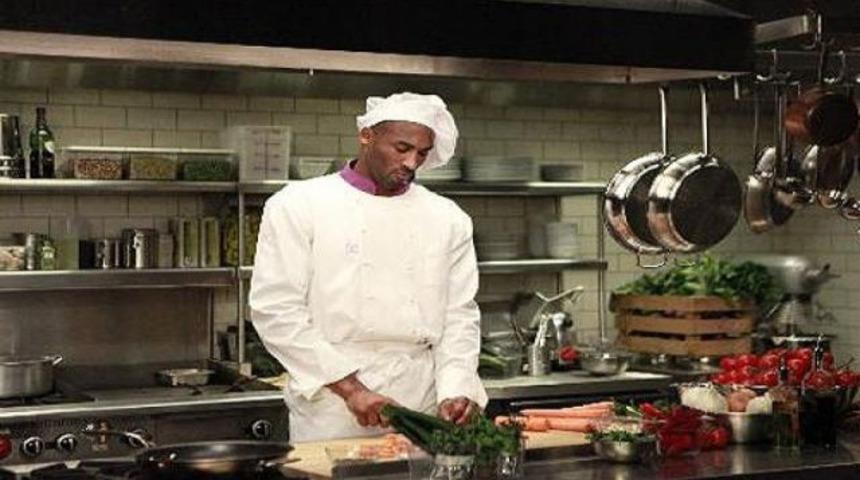 Kobe THY i&ccedil;in mutfağa girdi! (Video)