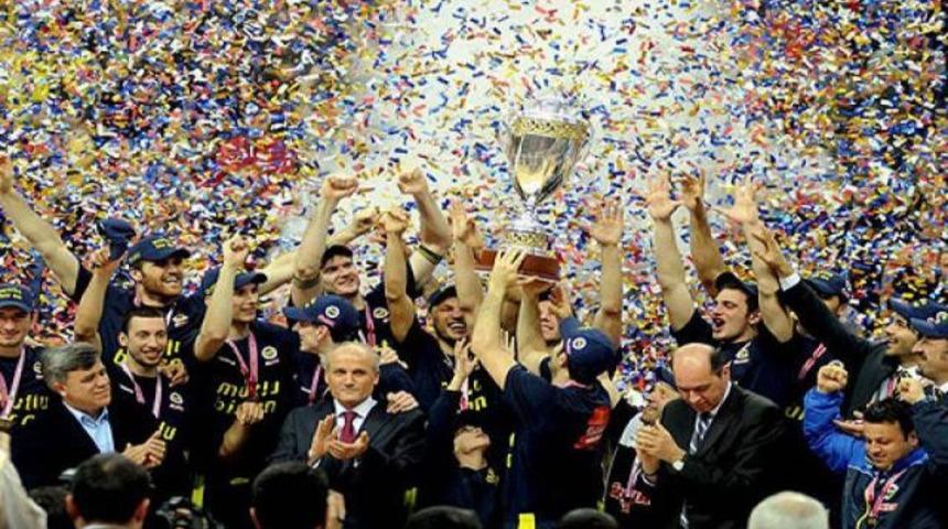 Fener kupayı aldı, Mirsad'ı kaybetti!