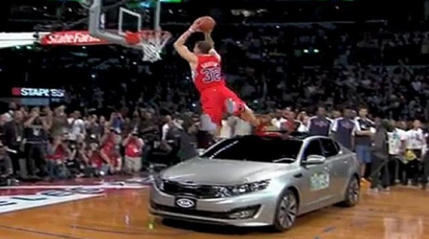 Griffin'den muhteşem sma&ccedil;! (Video)