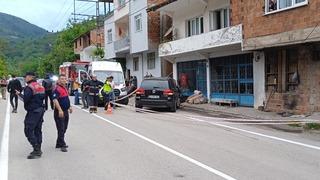 Ordu'da feci kaza... Otomobille bakkalın önünde oturanların arasına daldı: 2 kişi hayatını kaybetti