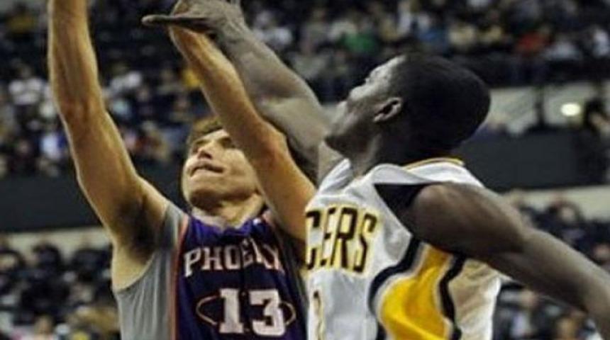 Suns, son saniyede vurdu!