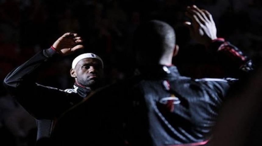 Heat krizi b&uuml;y&uuml;yerek s&uuml;r&uuml;yor!