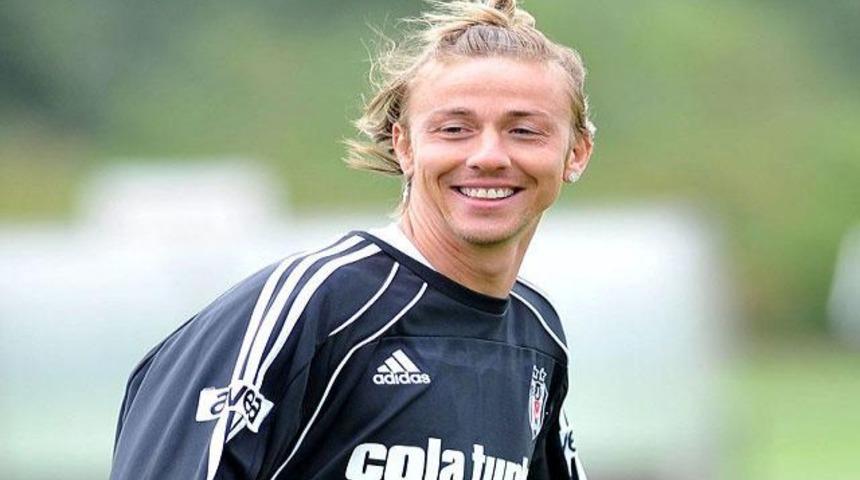 Ve Guti d&ouml;n&uuml;yor!