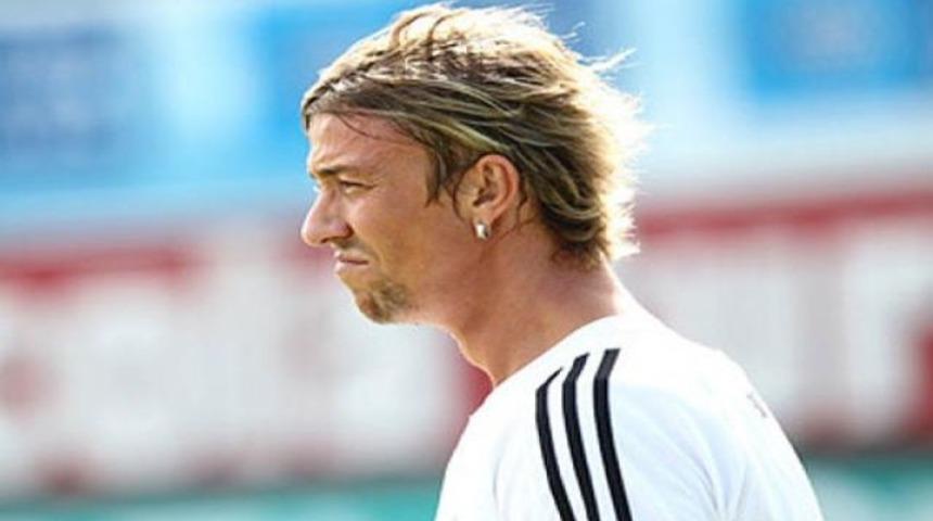 Guti ile yollar ayrıldı!